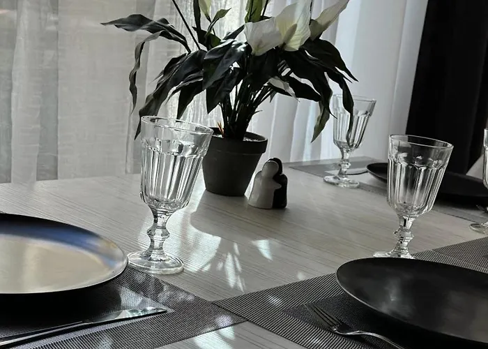Jeseniova Apartment *